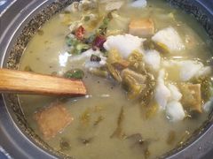 -周鱼小馆石锅酸菜鱼(活力汇店)