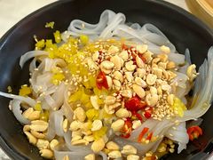刮凉粉-东排食堂长沙小吃大排档(五一广场店)