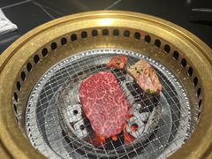 -山川小町·极番烧肉(新地假日广场店)