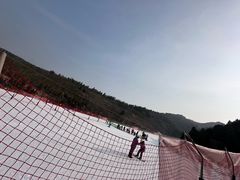 -济南卧虎山滑雪场