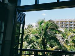 -亚龙湾喜来登·美景台大堂吧