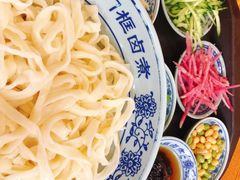 -门框胡同百年卤煮(新街口店)