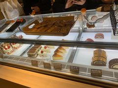 -Dough&Joe团憩(瑞虹天地月亮湾店)