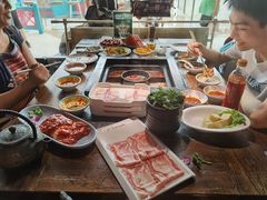-老牌坊云南鱼豆花火锅(哈西万达店)