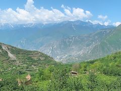 -萝卜寨羌文化生态旅游区