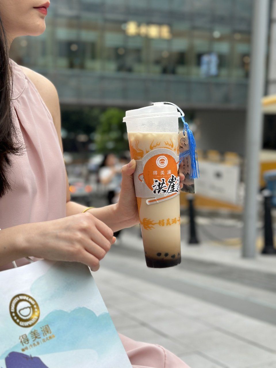 超大杯奶茶的快乐,如此简单.