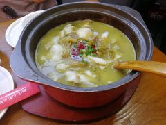 -周鱼小馆石锅酸菜鱼(活力汇店)