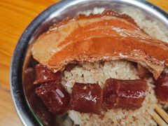 -梁阿婆廿年老牌扣肉糯米饭