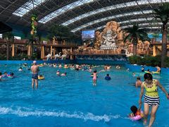 -沈阳龙润夏宫温泉水乐园