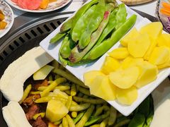 -哈尔滨烧烤·山河村铁锅炖(交大店)