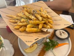 -Mark&Mars Restaurant