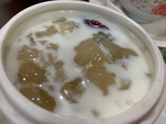 -俊丽双皮奶甜品店