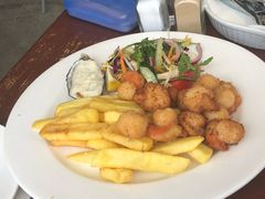-12 Rocks Beach Bar Cafe