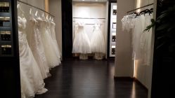 -Color卡诺婚纱礼服馆(南京严选店)