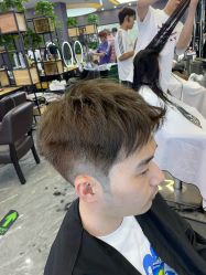 -藤野造型烫染·漂发