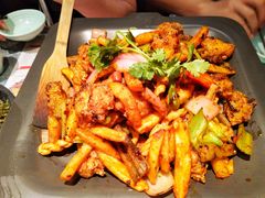 -炭舍干锅·烤鱼(扬名广场店)