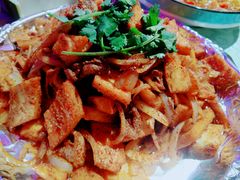 -巴特餐饮6加1音乐餐吧·新疆菜