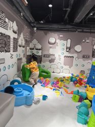 -MINI MARS KIDS CLUB亲子家庭中心(长宁天山店)
