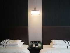 -乌鲁木齐百世昌龙泉酒店(大巴扎店)