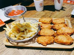 -叶派龙虾•招牌香辣蟹·海鲜(中海国际店)