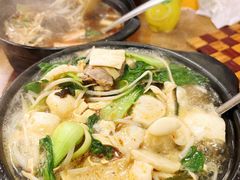 -天瑞福云南过桥米线(十里河店)