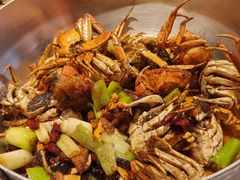 -七欣天香辣蟹火锅(闵行浦江欢乐颂店)
