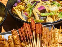 -万记麻辣烫国展总店