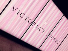 -Victoria's Secret(杭州湖滨银泰in77店)
