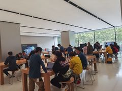 -Apple零售店(玄武湖店)