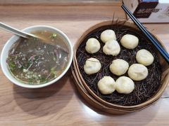 -佬钱湾仔(衣裳街店)