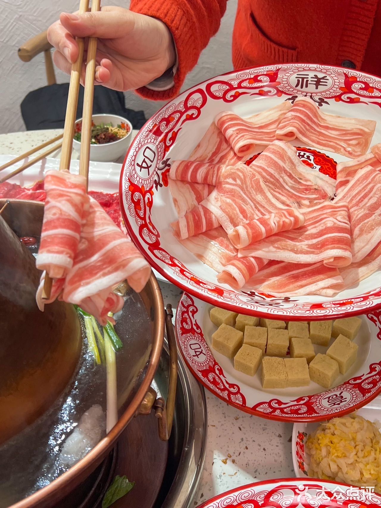 这个冬天得有一顿蒲大艳小肥羊铜火锅