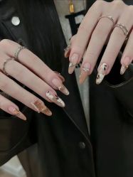 -U+nail优加专业美甲美睫