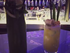 -OZONE 顶楼酒吧(香港丽思卡尔顿酒店)