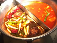 -湊湊火锅·茶憩(新中关购物中心店)