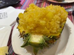 -香巴拉云南餐厅(华莱坞店)