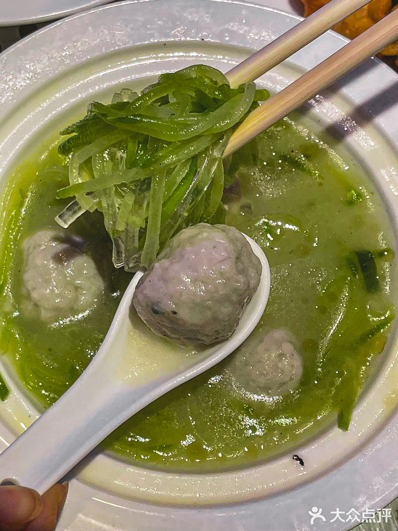 不愧是开了20多年的老店，带上饭搭子去歹