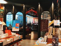 -西西弗书店&矢量咖啡(凯德晶萃广场店)