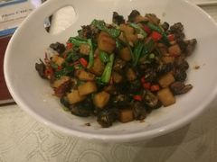 -鄱阳湖·江西小炒·瓦罐煨汤(五道口店)