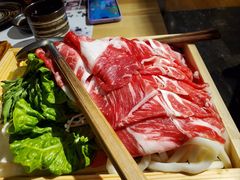 -鲔吞·和牛寿喜烧(闵行区绿瘦酒店)