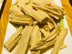 -茸梅路右拐龙虾-农家菜(松江店)