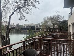 -上海怡沁园度假酒店