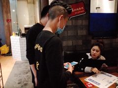 -烧货·活海鲜炭烧(湖滨商业街店)