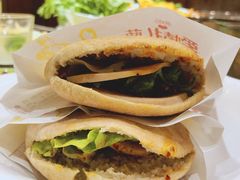 -一叶一世界·素食餐厅(锦华万达店)