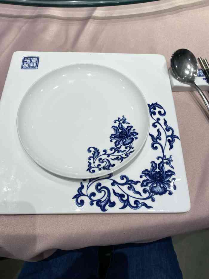 保定会馆(红旗大街店)-"因为和朋友都是出差偶遇,到了那里已经很晚.