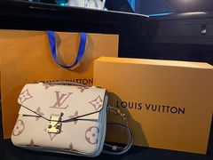 -LV路易威登(万象城店)