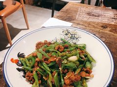 农家小炒肉-二厨·吊桥小院·脆皮烧鸡公·本地农家菜(沿江西路店)
