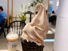 锡兰牛乳茶脆筒-喜茶(广州石牌桥店)