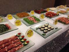 -八府香鸭·啫啫煲(华山路店)