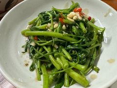 -Kat's Kitchen