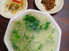 -舒小笼松针小笼包